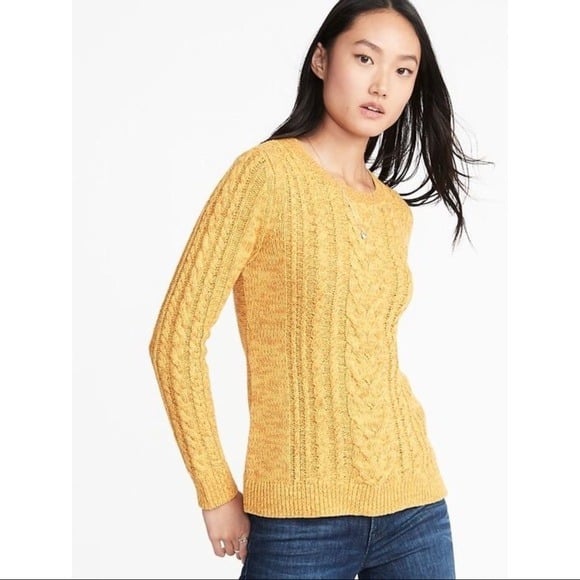 Old Navy Cable Knit Sweater Womens Size XL Mustard Yell