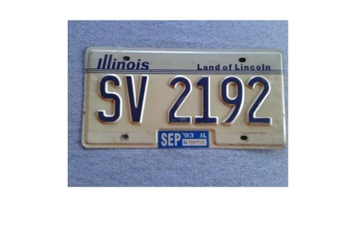 Illinois License Plate 1993 Used AT14 EKbpouMa4