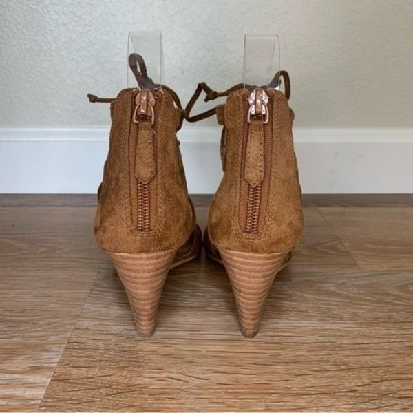 NWOT 14th & Union Brown Suede Strappy Laced Wedge Sandals exwkUQOyR