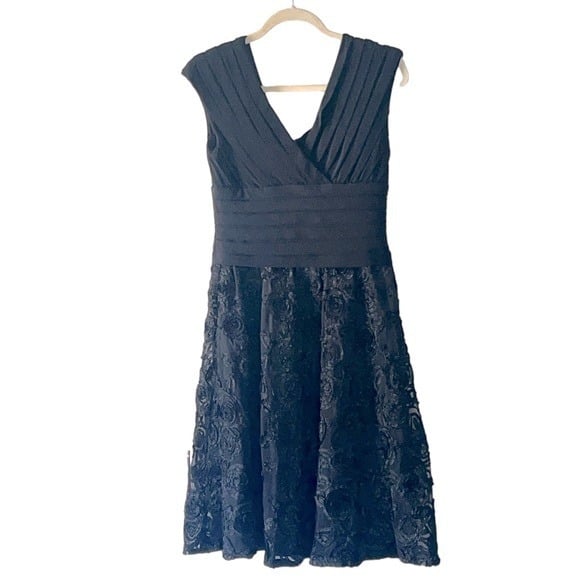 Adrianna Papell Black Pleated Waist Dress- Size 8 1sVwz