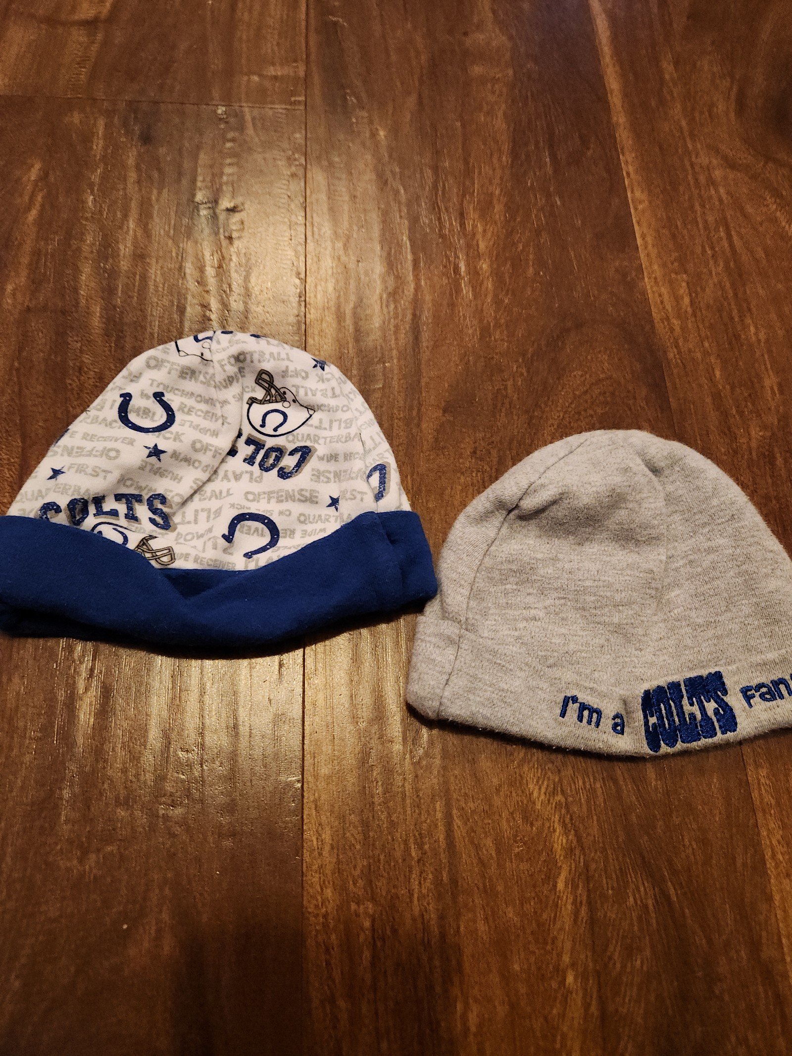 Colts baby hats 9CwvdD87f