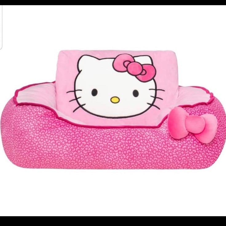 Hello Kitty by Sanrio Dog Bed c7myXpMNB