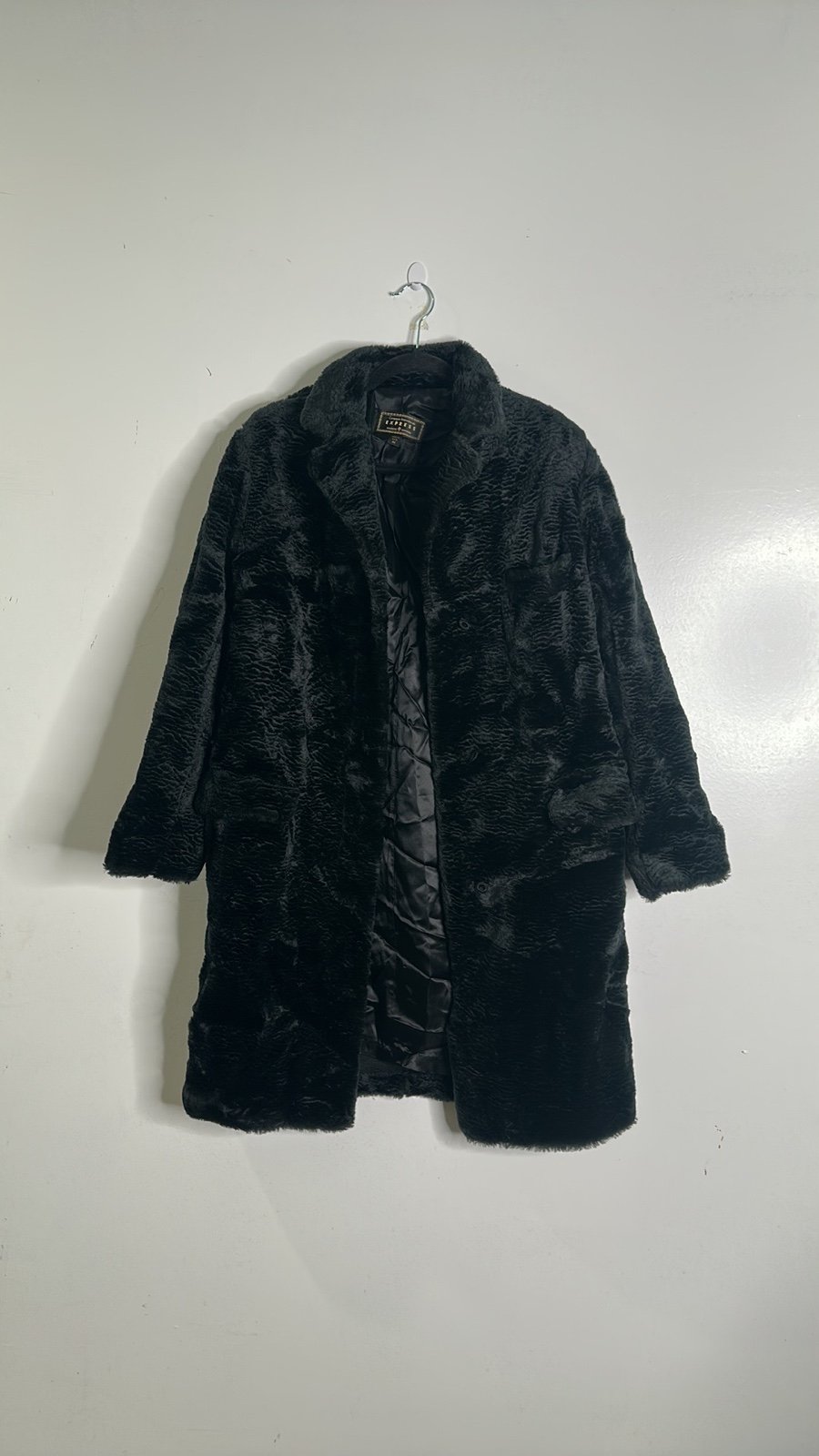 Express faux fur black coat size medium 0xTu8nba3
