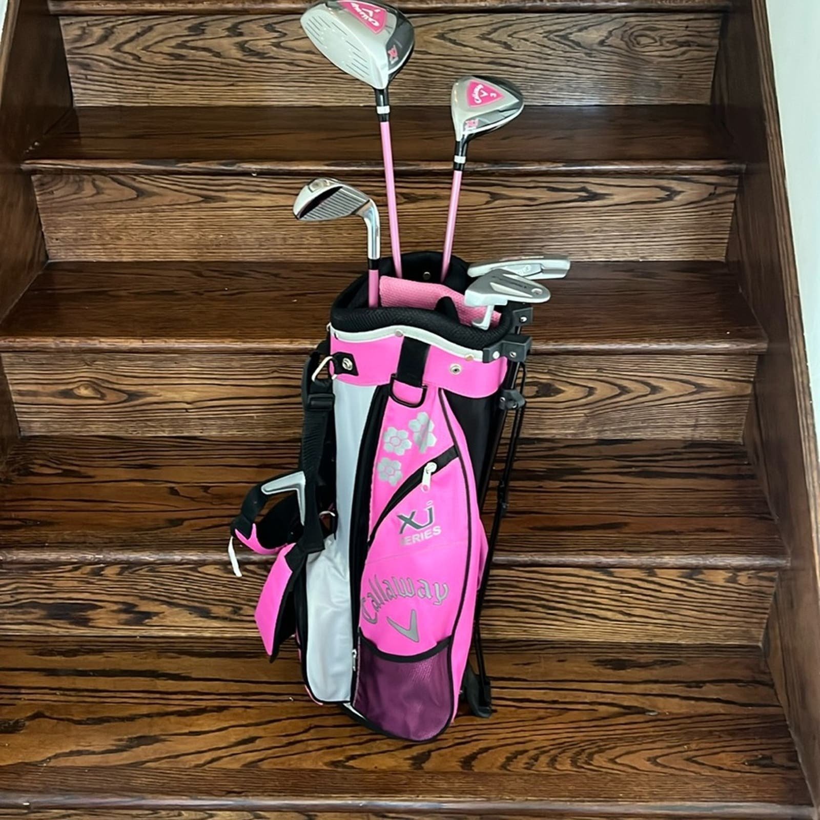 Callaway XJ Series Left Hand Pink Junior Golf Club Set 