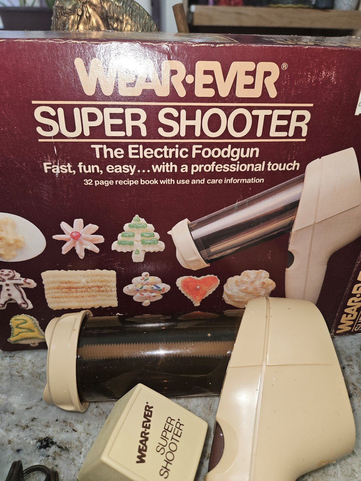 VTG  Wear Ever Super Shooter Electric Food Gun #70123 - Complete Item/Tested DFnaMZgyA