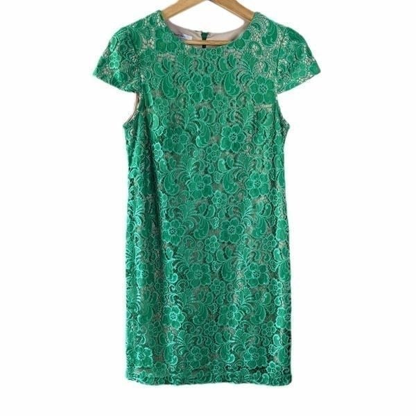 Ivy and Blu Maggy Boutique Green Floral Lace Overlay Sh