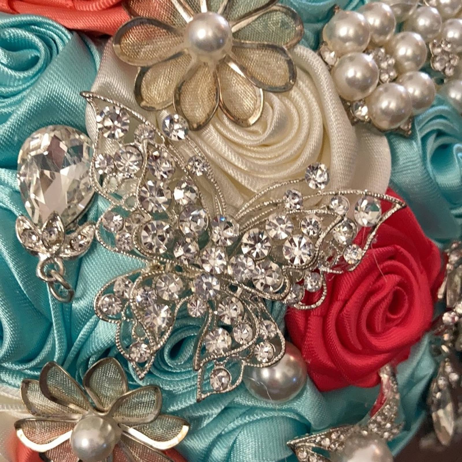 Brooch Bridal Bouquet Satin Rosettes Turquoise Coral Pink Rhinestones Pearls GGftrA2Py