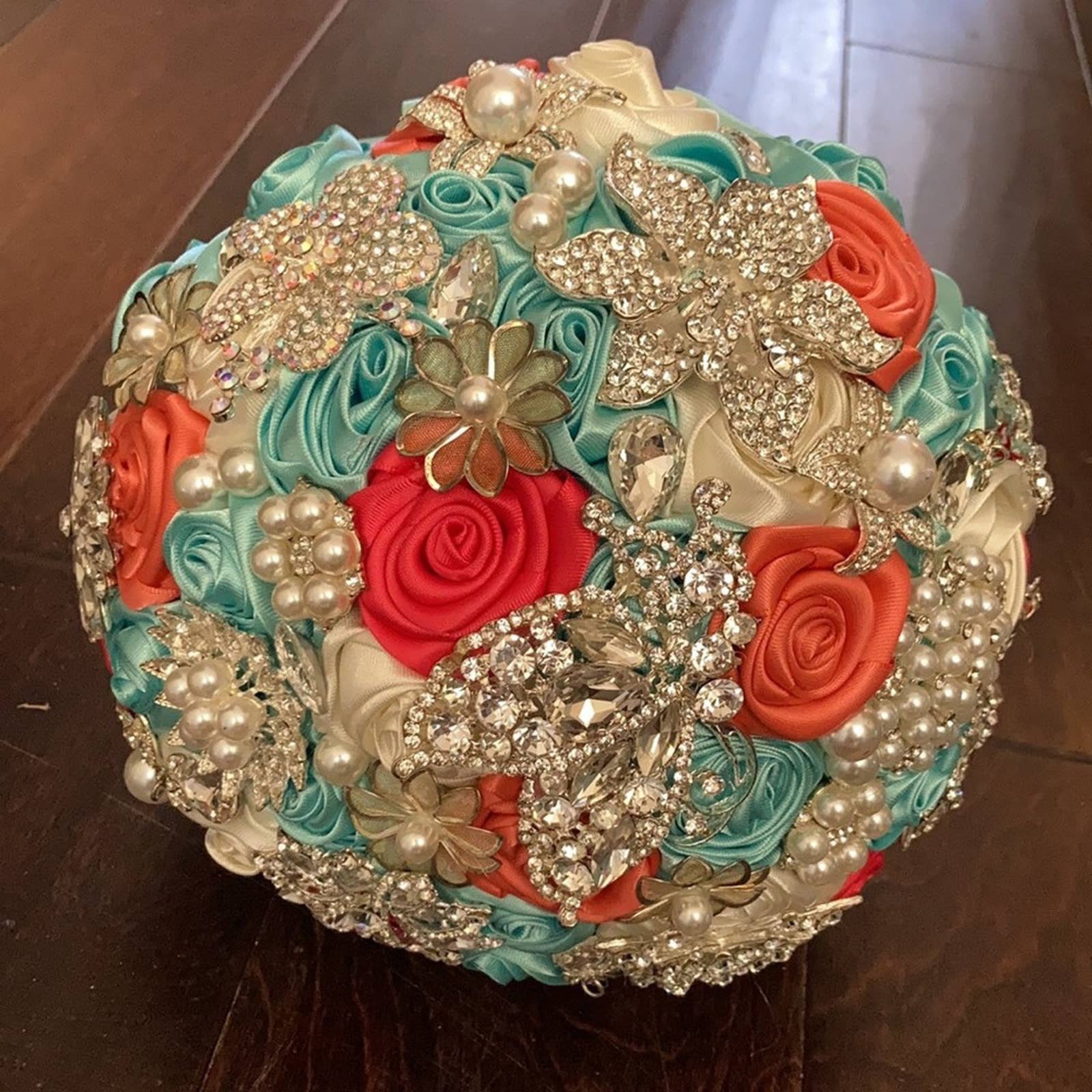 Brooch Bridal Bouquet Satin Rosettes Turquoise Coral Pink Rhinestones Pearls GGftrA2Py