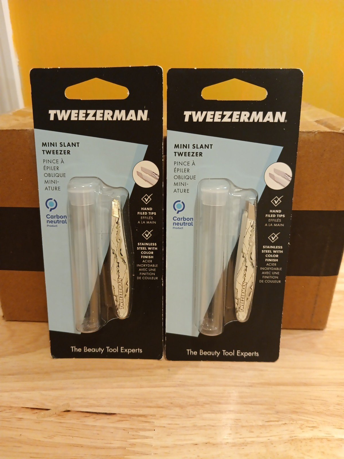 Tweezerman brand new set of 2 marble Slant tip tweezers with plastic case sealed eC5sBsFA0