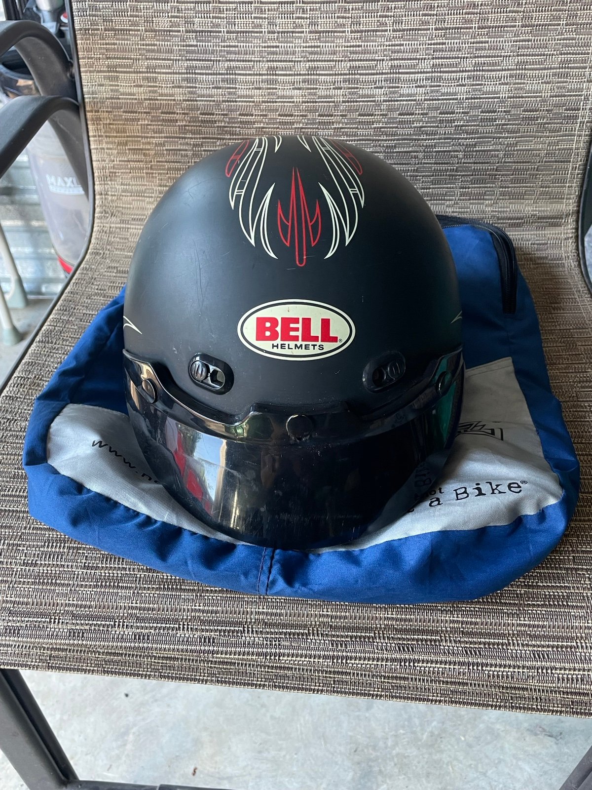 Bell shorty motorcycle helmet 8pL8om960