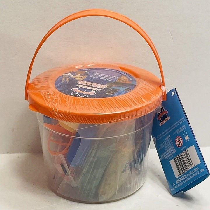 Space Jam A New Legacy Bucket of Fun Moldable Soap And Storage Bucket NEW BupixX0uZ