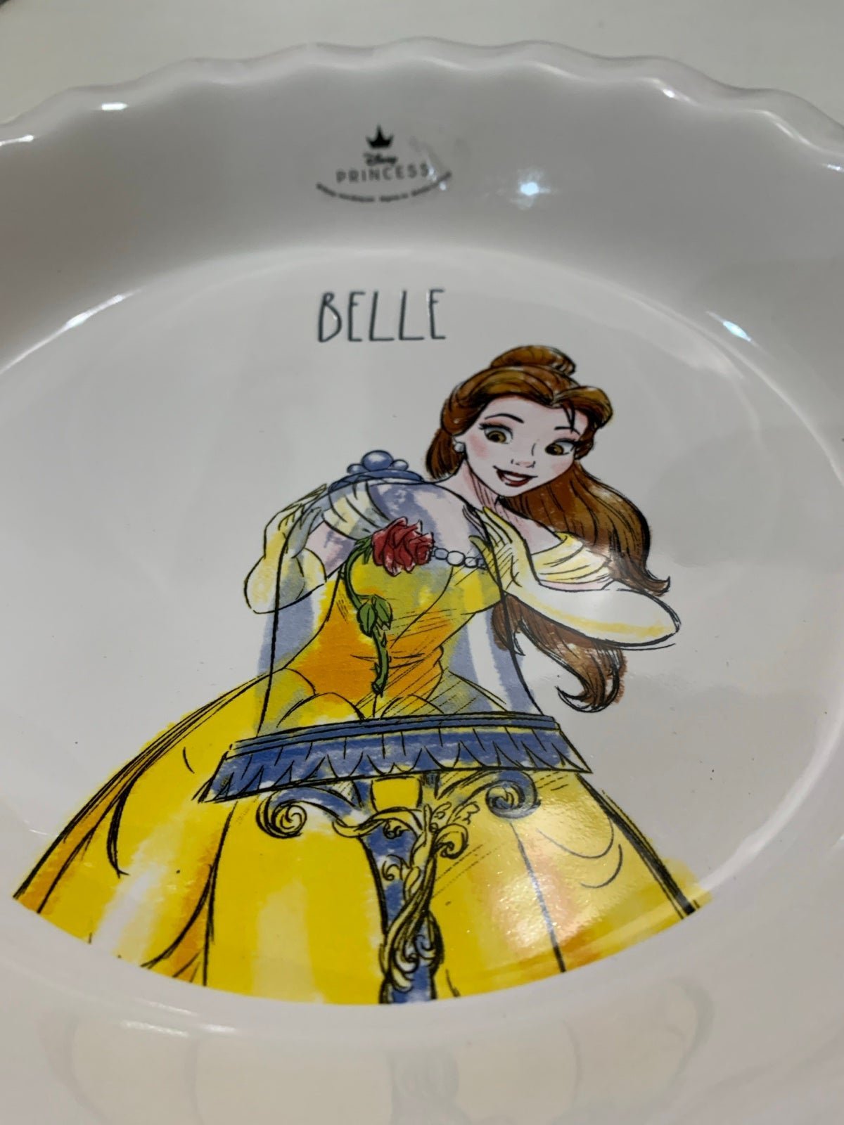 Disney Beauty and the Beast Belle Pie Dish CSEOBVGjR