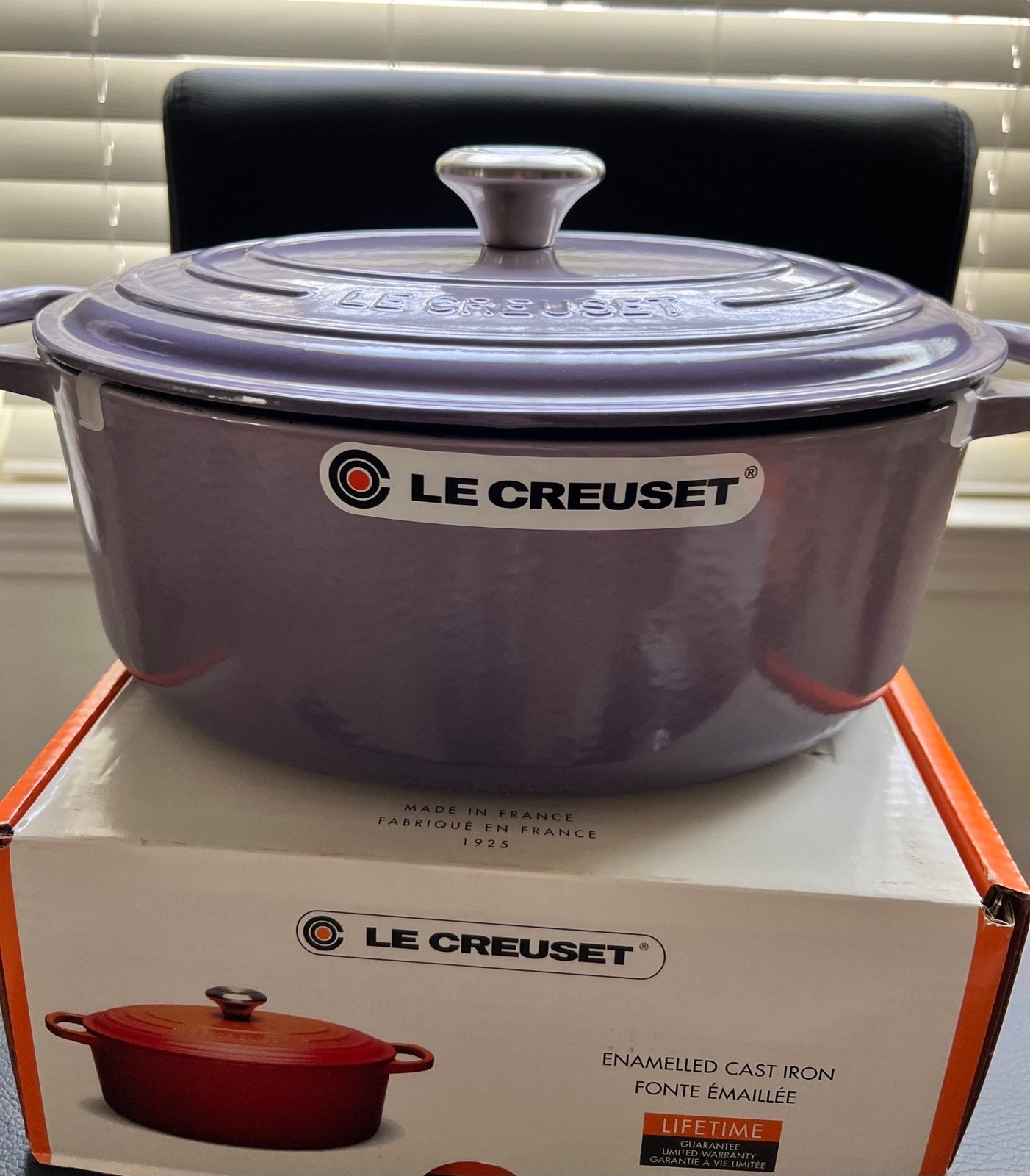 NWT in box Le Creuset RARE SOLD OUT purple Oval 6.75 qu