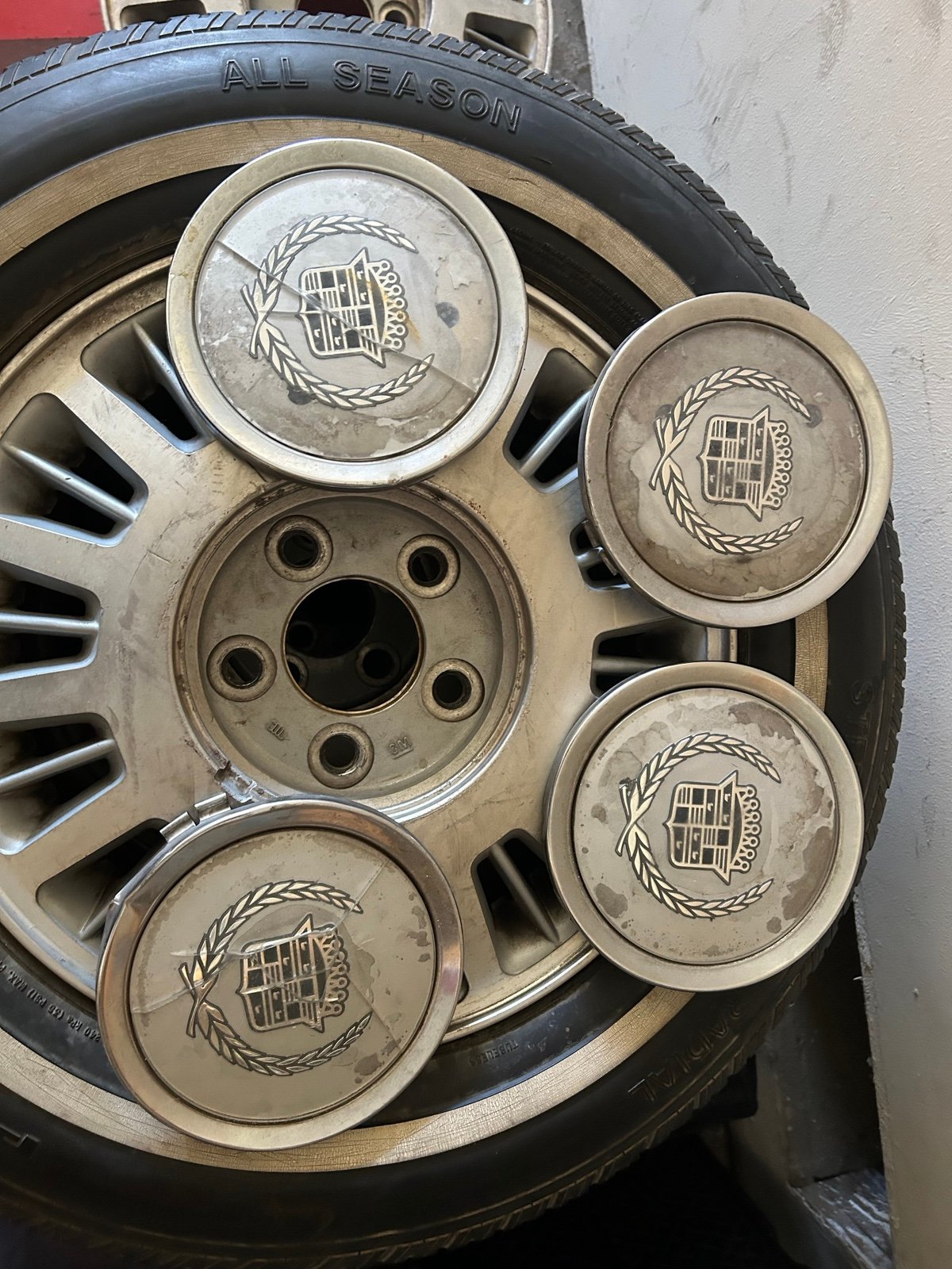 16” Cadillac Wheels 9O6kCv3cs