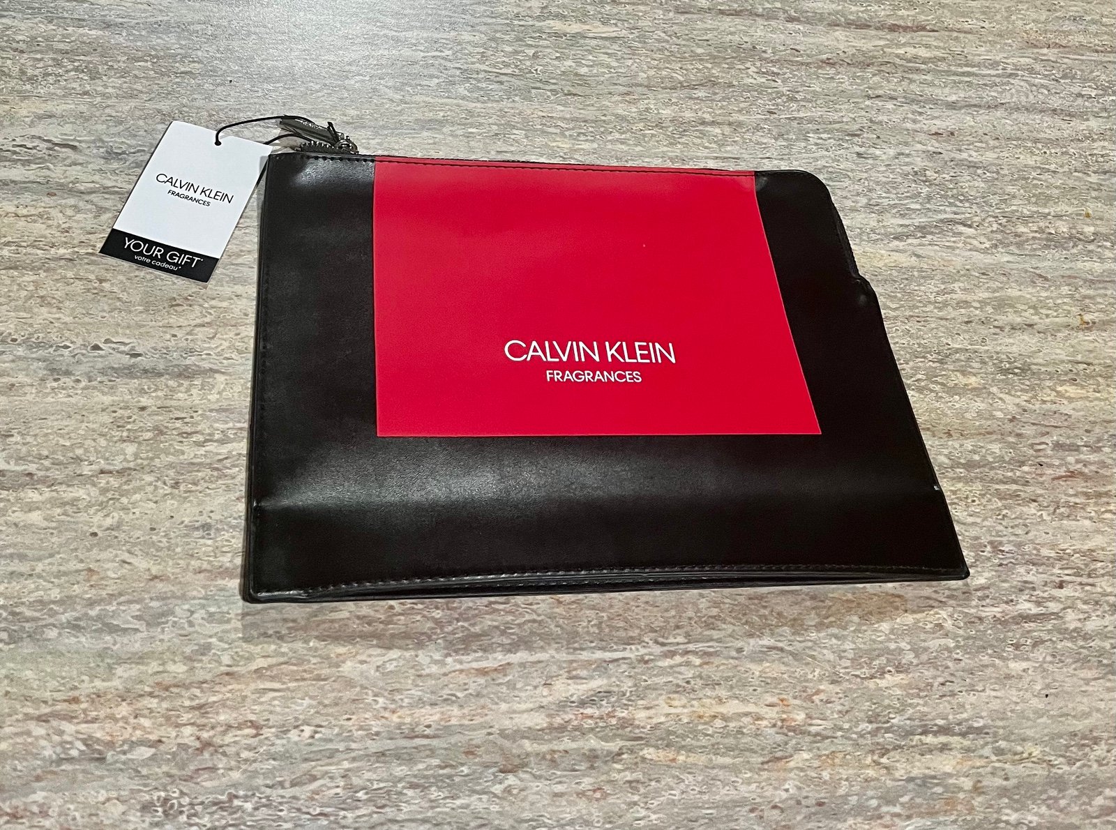 NWT Calvin Klein fragrance black and red clutch 44IP9GBd8