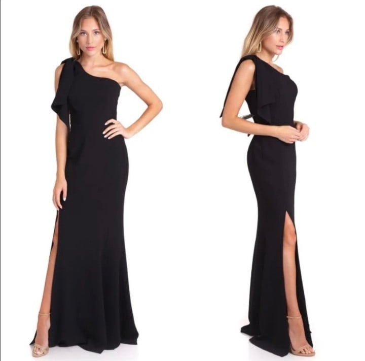 NWT Dress the Population Black Ons-Shoulder Dress Size 