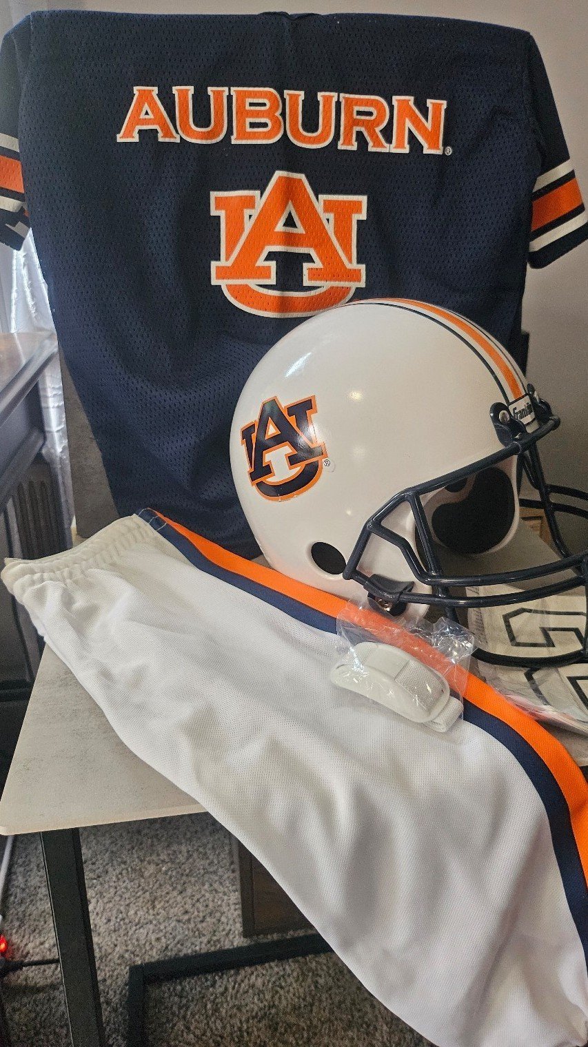 NCAA Auburn Tigers/Kids Helmet and Uniform CRfj2jjVC