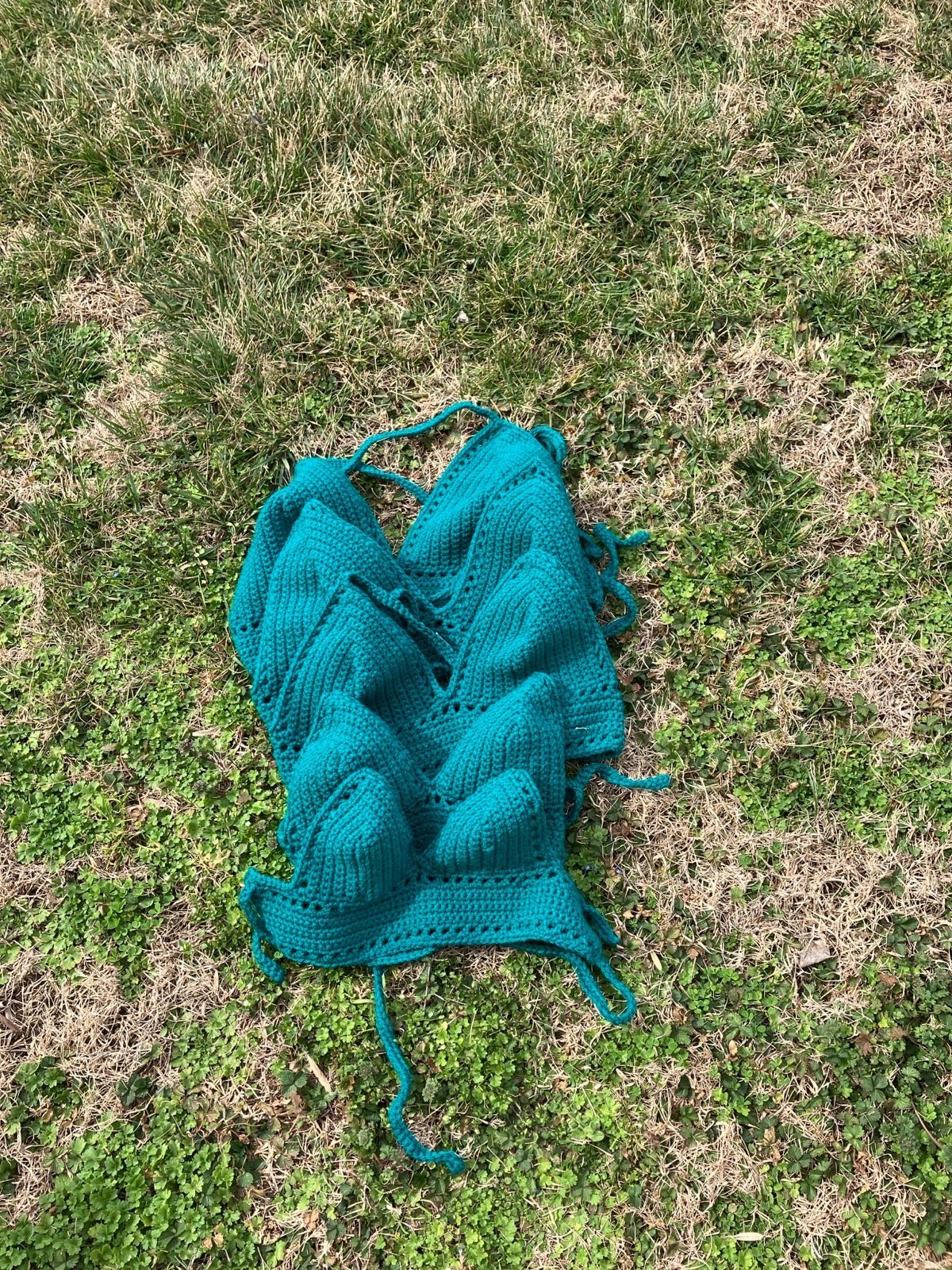 Crochet turquoise crop top 2DwBQigcr