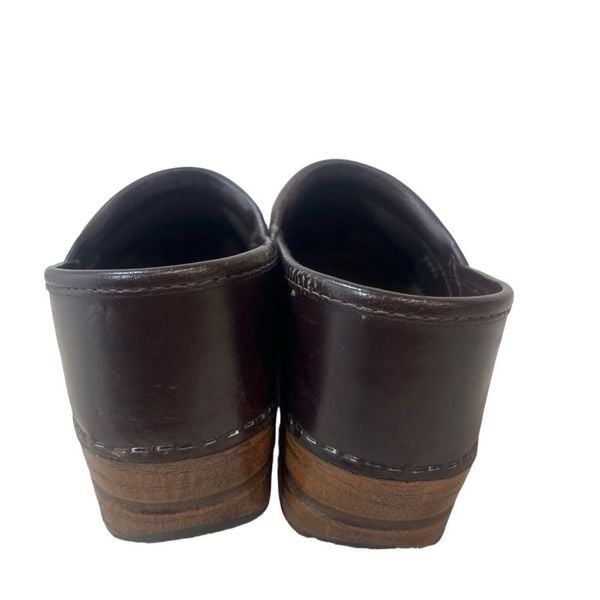 Dansko  brown Leather Sanita Clogs Women’s Size 8.5 EfwENNvWj