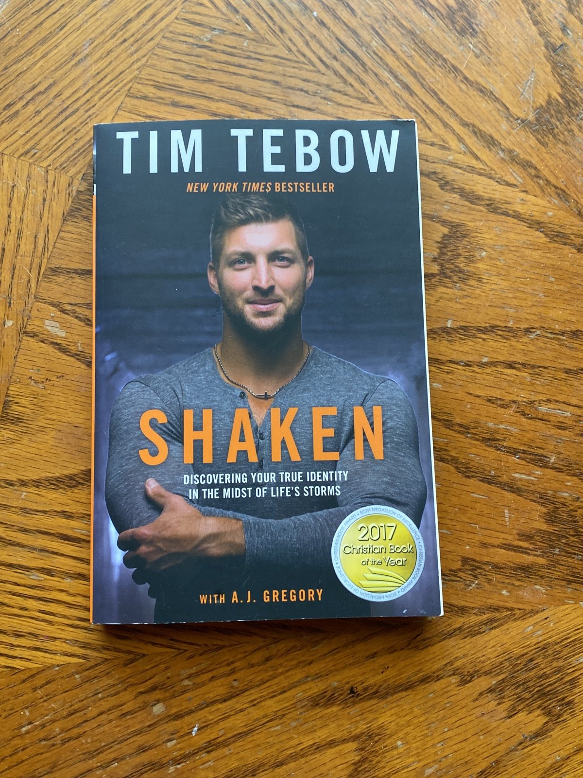 Tim Tebow Shaken book fGhlBtgY9