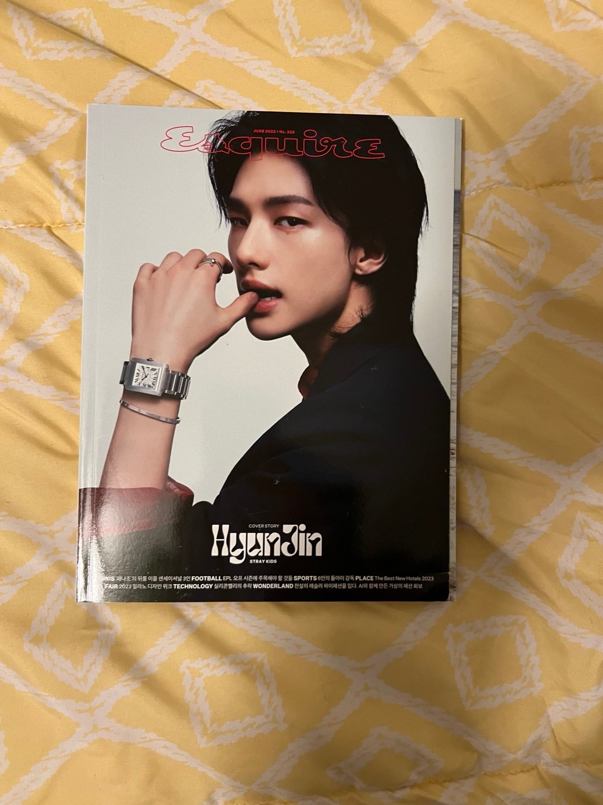 esquire hyunjin magazine GeHzTqhed
