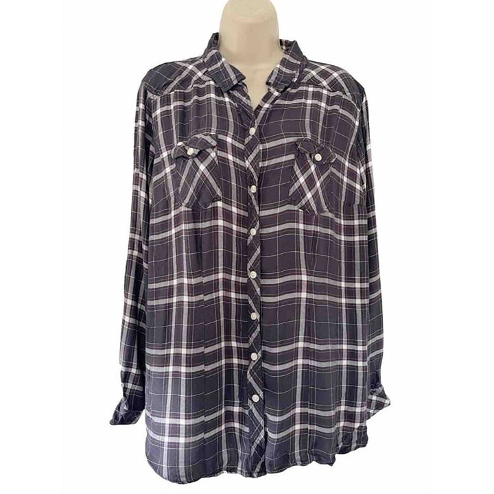 Torrid Woman´s Sz 1 or 1X Black Red Plaid Flannel  Button Up Long Sleeve Shirt DYW0sQIXb
