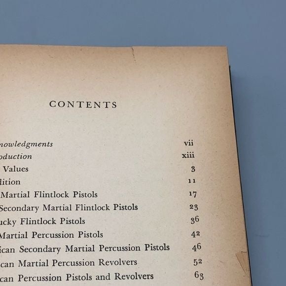 vintage the gun collectors handbook of values Hardcover book 1947 2ND READ 2M3Ks8si5