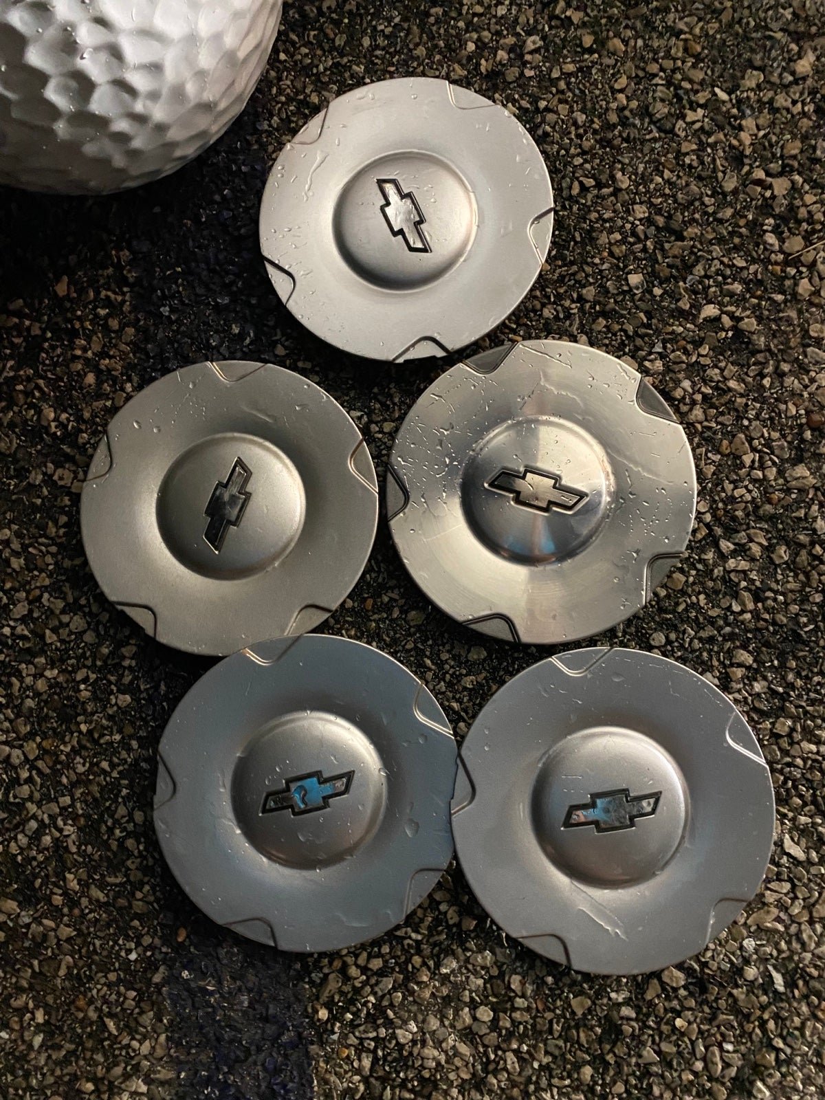 Chevy hub caps. faEHtFFHb
