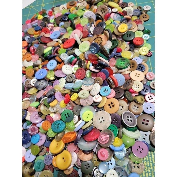 1500 pcs Round Resin Buttons Mixed Color Assorted Sizes for Crafts Sewing dVusOrU01
