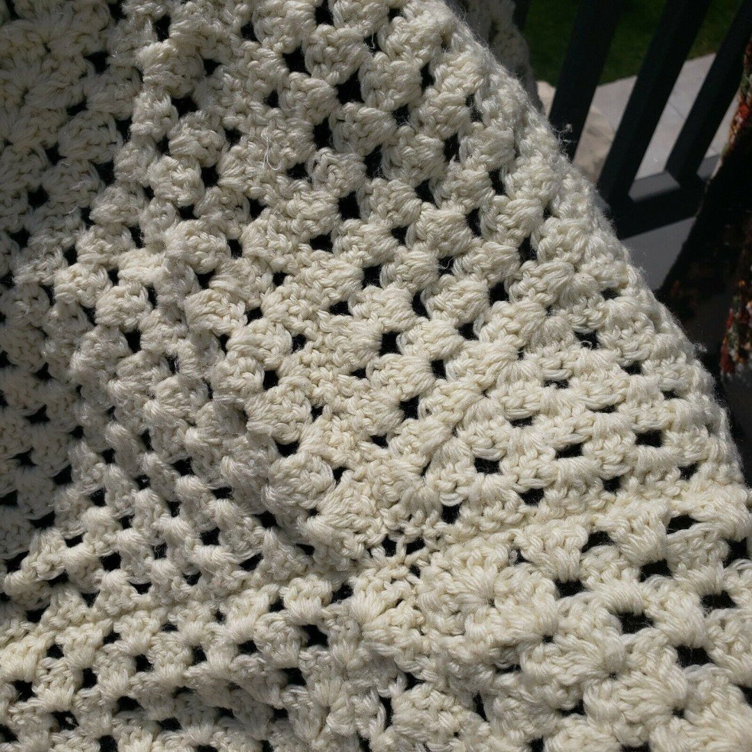 Hand-made Crocheted Afghan Blanket Throw Off-White Open Squares 45 x 69 inches fLdKSBLJB