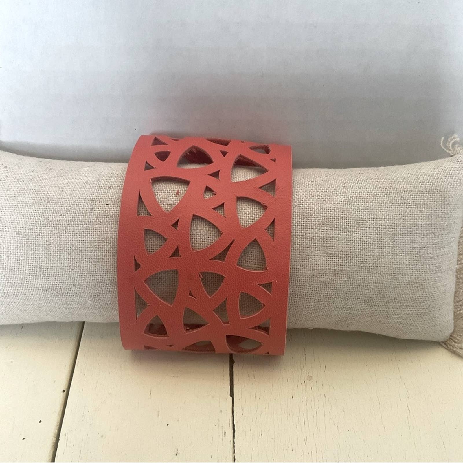 Leather Cuff Handmade Wide Cutout Salmon Color 1jVtmylp6