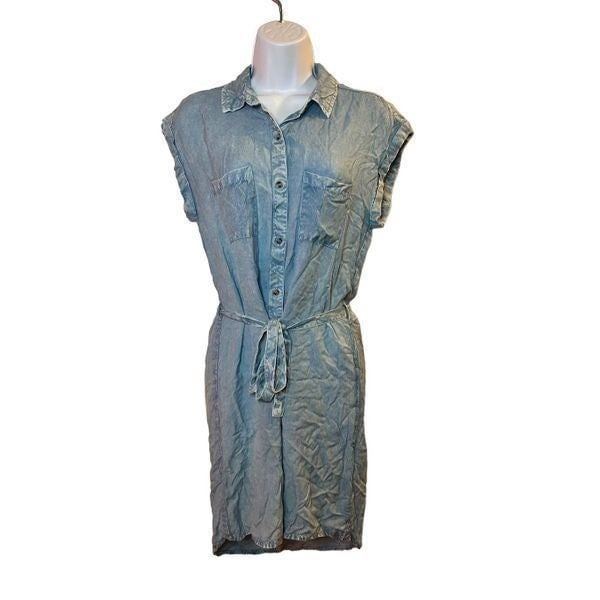 NWOT Style House Denim Button Down Dress With Belt Size
