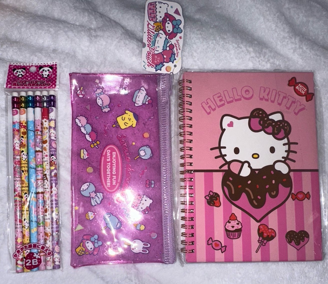 HELLO KITTY STATIONARY NEW • NOTEBOOK/PENCIL POUCH/PENCILS • KAWAII STATIONARY • bXK7QDWIl
