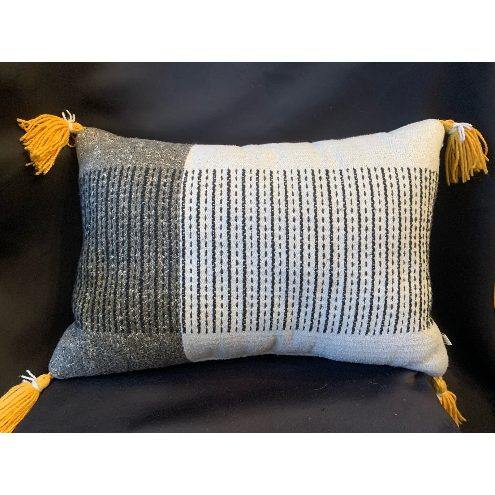 Pillow - Hearth and Hand woven throw pillow cfqY3zcTI