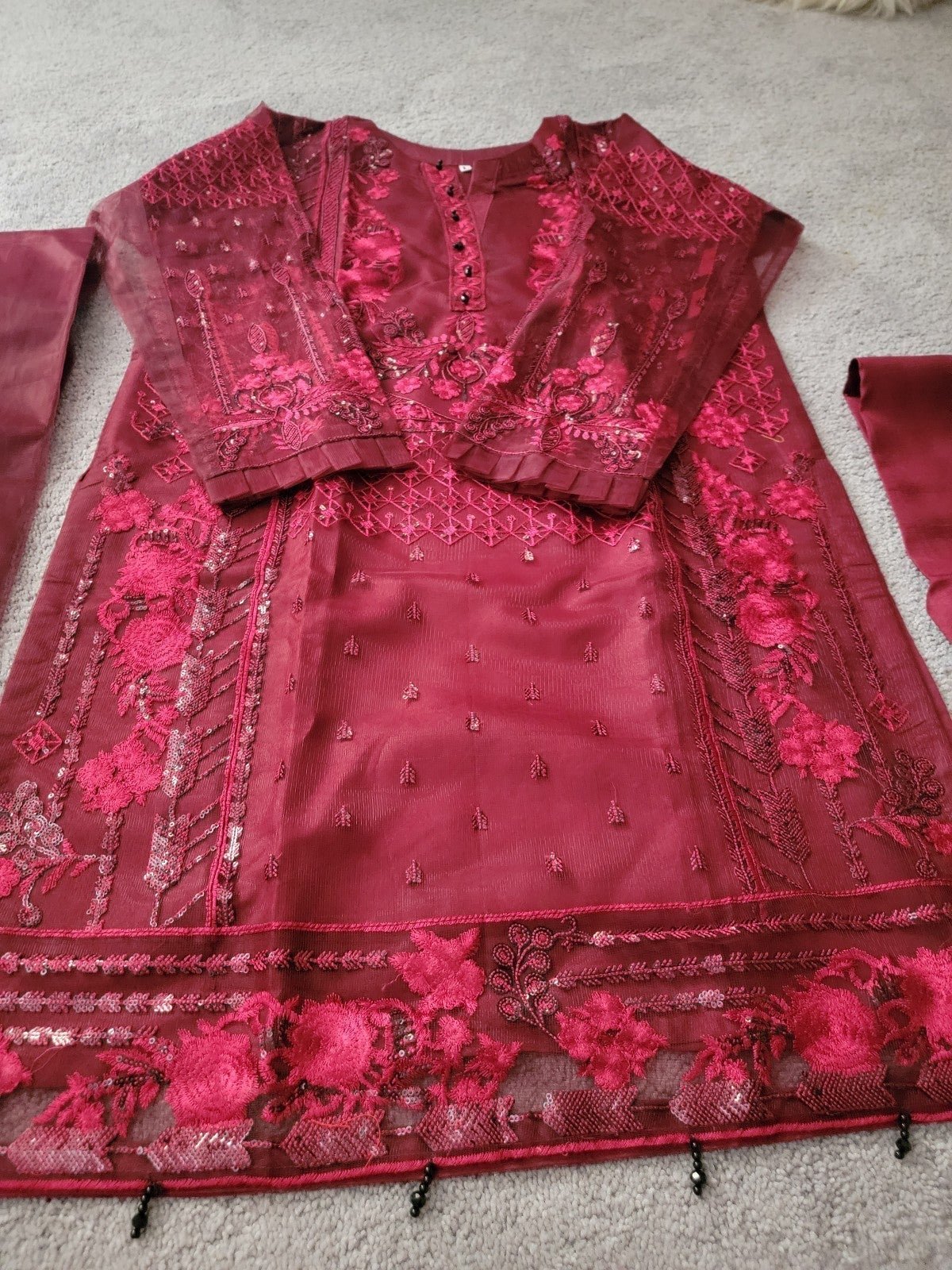 Indian/Pakistani dress 9wYK5VG5t