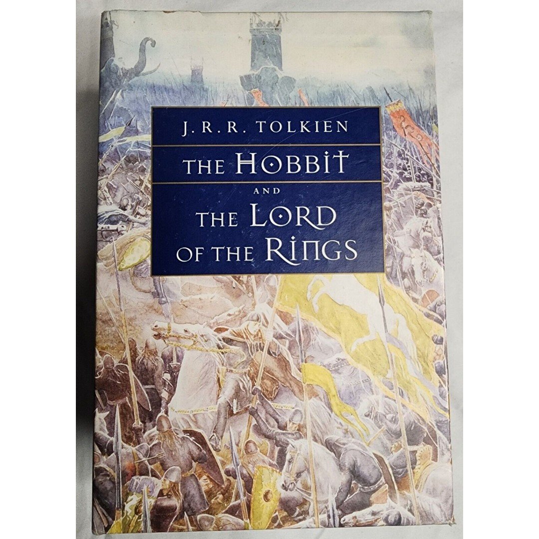 J.R.R. Tolkien The Hobbit and The Lord of the Rings 4 b