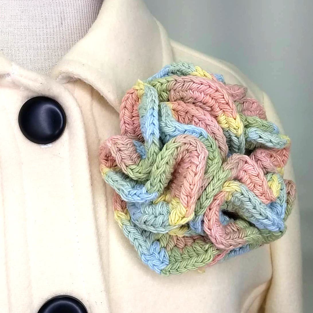 Hand Crafted Swirly Crochet Brooch Desert Sunset Ombre Feminine Scarf Floral Pin 8i35a5wTm