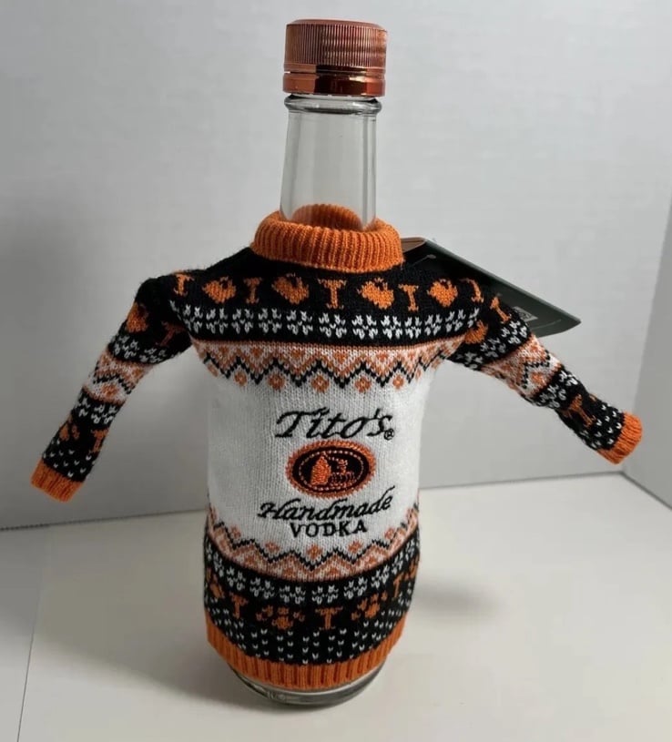 Tito´s Handmade Vodka Dog People Mini Ugly Sweater and Empty Bottle  375 mL DnzjCgVp0