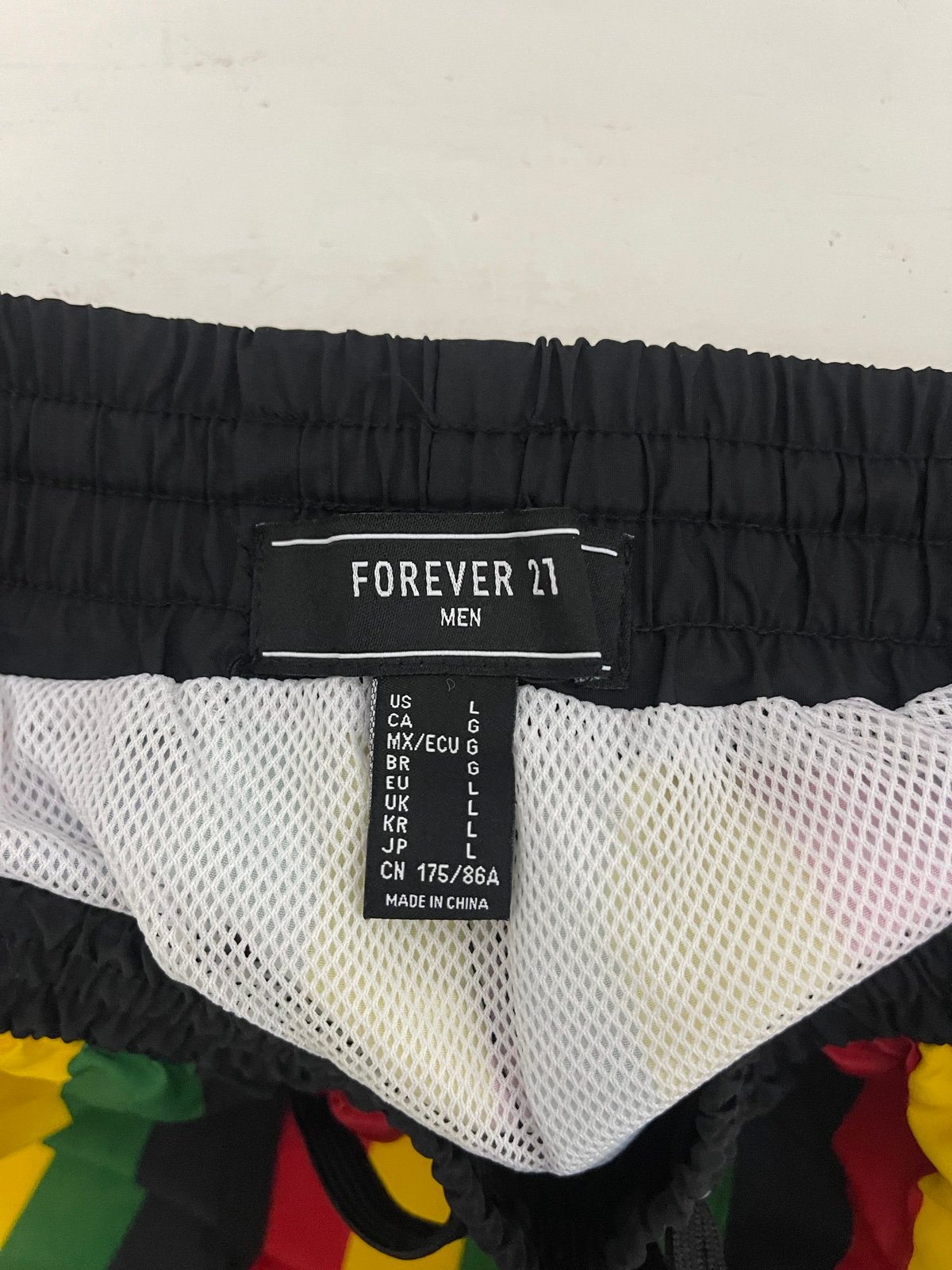 Forever 21 Men’s swimwear bottoms multi colored swim trunks size Large 8TXKLtVrW