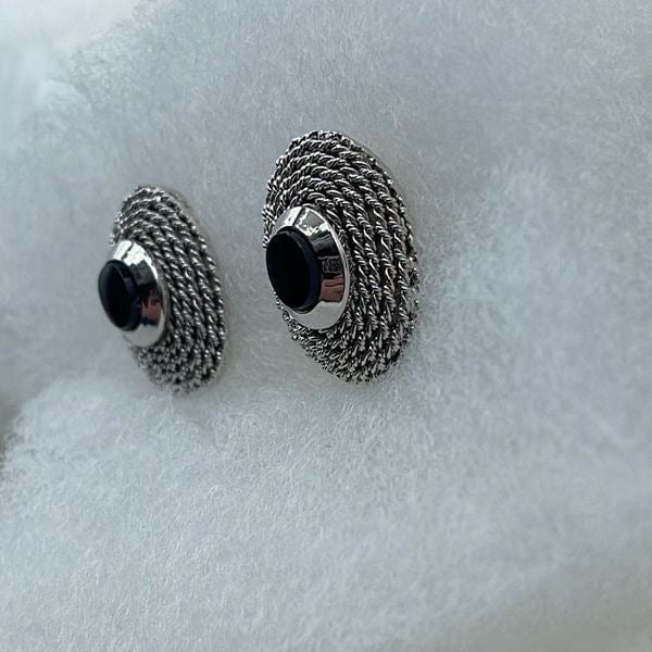 Made in Italy for Shields. Silver plated cuff links with black onyx decor g46CIByTv