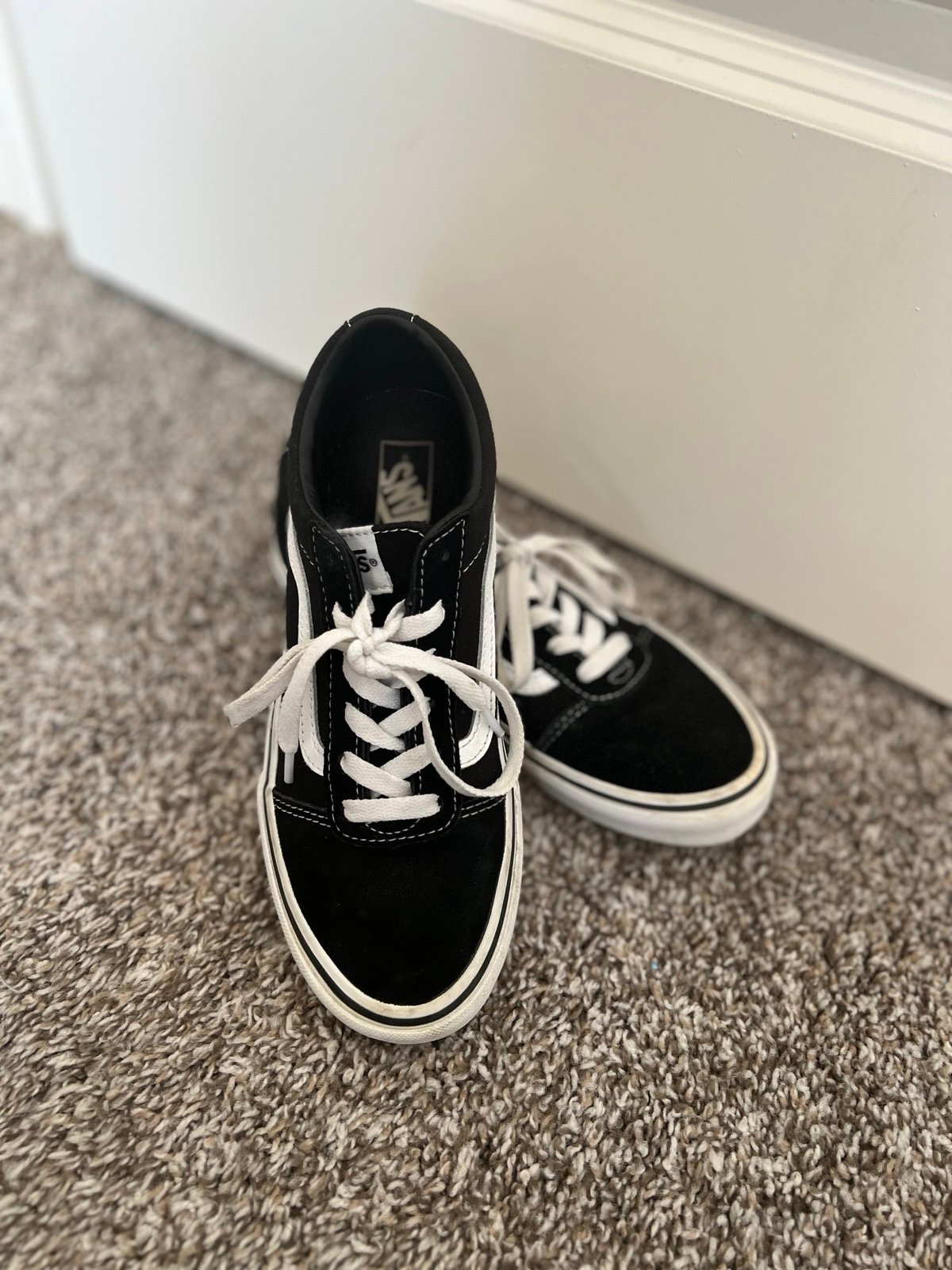 Youth Black Vans, Size 5 3o9bstBVX