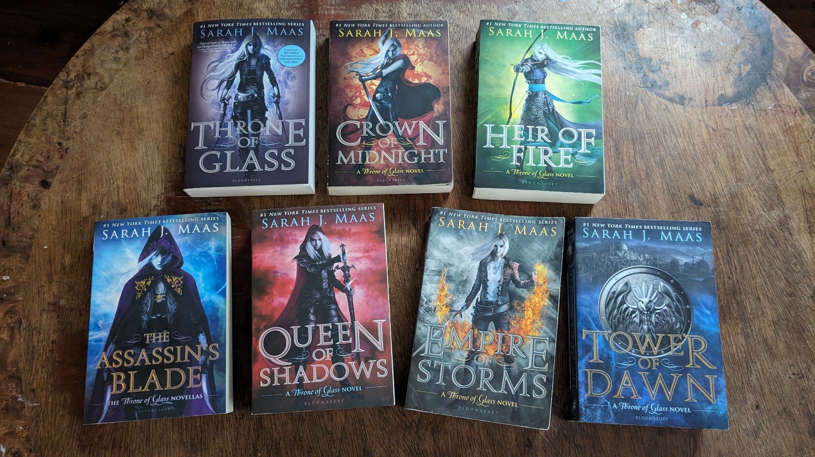 Incomplete Throne of Glass series in paperback 1PNBRnzk