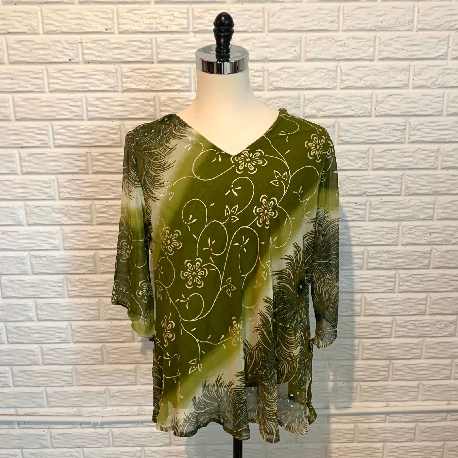Signature Olive Green Peacock and Floral Tunic 7rNAqj37P