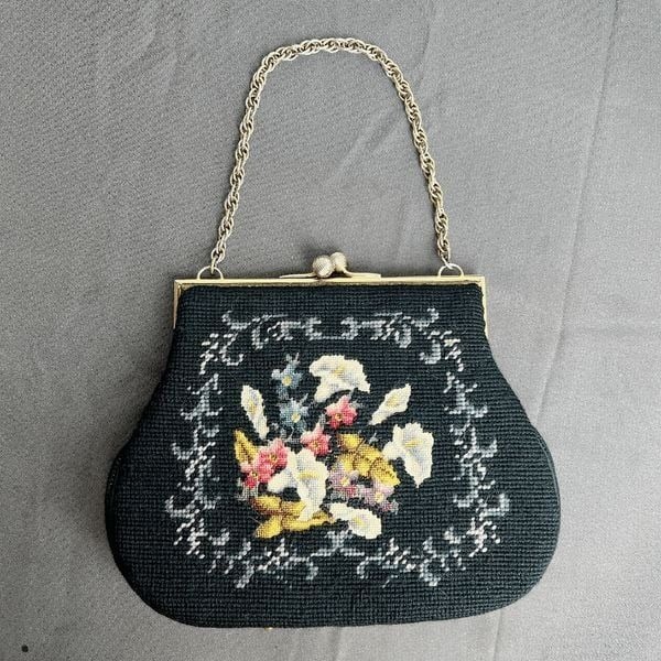 1950´s Green Needlepoint Handbag With Floral Motif & Chain Handle G8rN9o6US