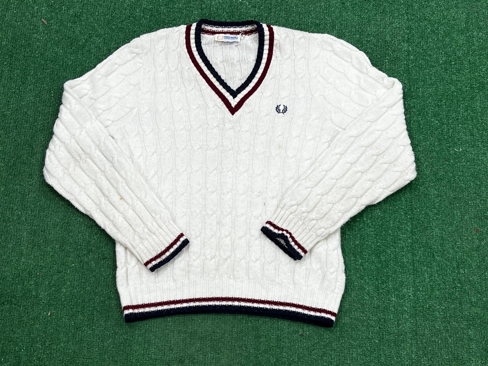 80s Fred Perry Cable Knit V Neck Tennis Sweater 9N58Uts