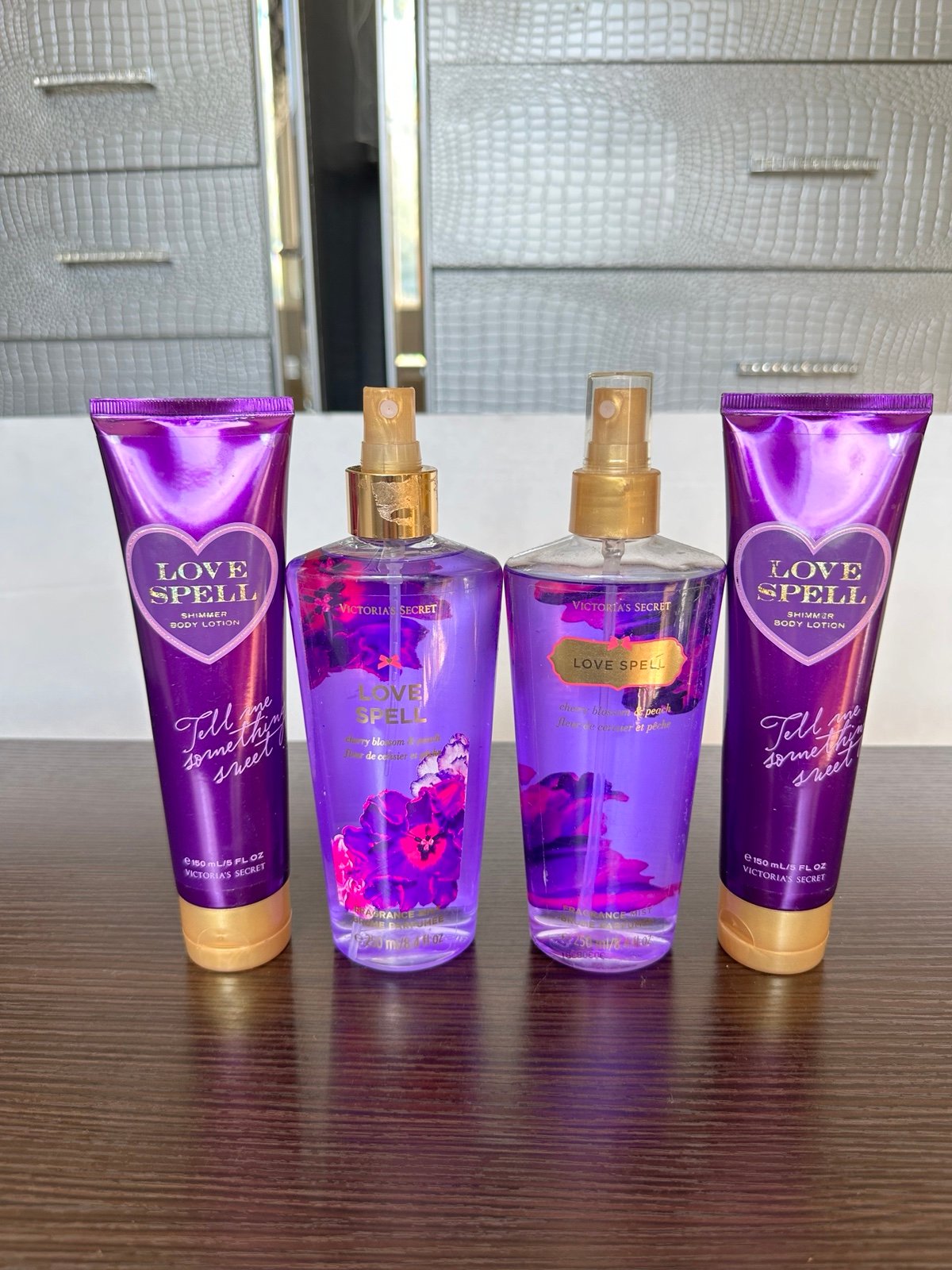 LOVE SPELL CLASSIC VS Victoria’s Secret mist spray shimmer lotion fragrance RARE 9meXMJ3Iu