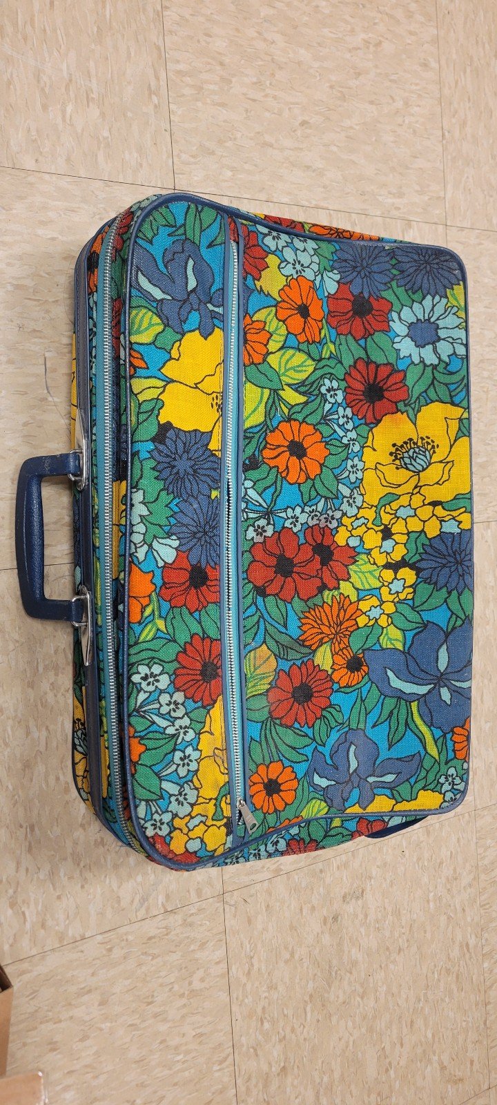 Vintage Floral Suitcase bOOOwwMmW