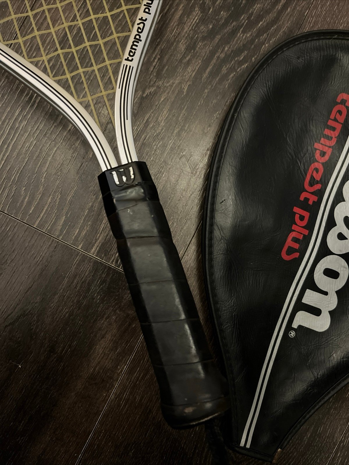 Wilson tennis racket FEOnDr3Kl