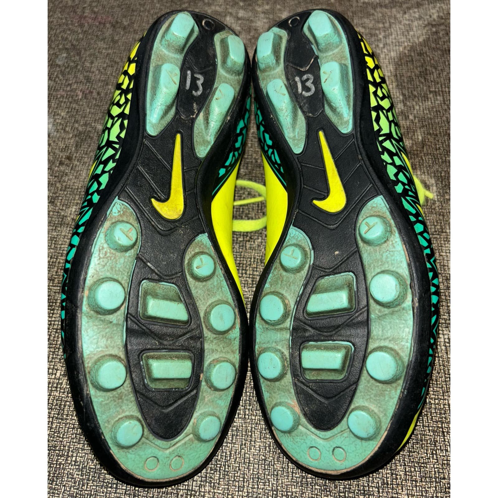 Nike Hypervenom Phade youth Soccer cleats (size 1Y) F7FJqudI5