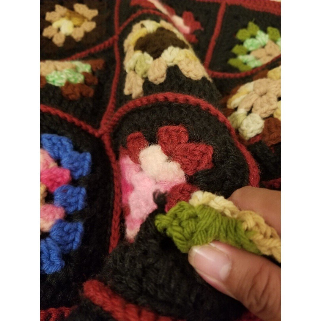 Crochet granny square Afghan blanket 54 x 42 inch black with multicolor g4gKhWlMm